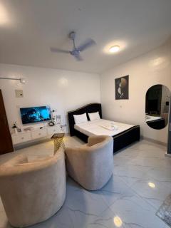 Coastal comfort studio apartment - 1