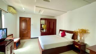 Gold hotel, Saigon - 7