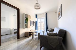F3 Modern and Bright Apartment in Malta - 0