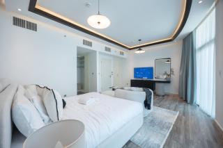 Bloomfields 3BR plus Maid in Beach Tower - 5