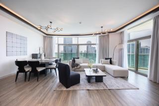 Bloomfields 3BR plus Maid in Beach Tower - 0