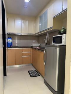 Comfy 1BR Across International Airport - 5