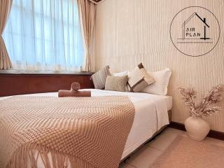 PD Full Seaview Water Chalet with Private Bathtub - 3
