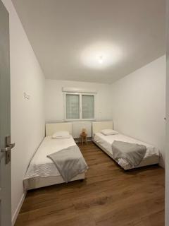 Maison familiale 3 chambres avec jardin, cuisine et jardin - 4