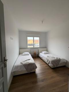Maison familiale 3 chambres avec jardin, cuisine et jardin - 2