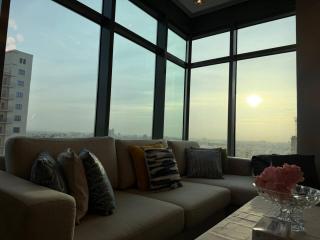Chic Getaway - Sunset & City view FEV147O - 0