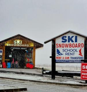 Mountain View Retreat - Free Pool and Sauna - Ski and Golf - 4