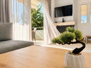 Coastal Escape - Modern 2BR Maisonette by ΜΡS - 9