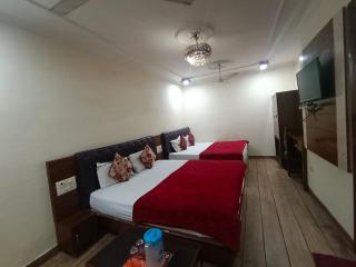 Hotel Ganga Azure@ Har Ki Pauri Road - 8