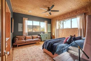 Gallery Loft Artistic Warm Wood • Unique Style. - 8