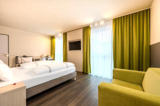 Premier Inn Hamburg City Berliner Tor - 2