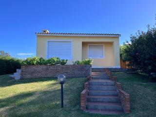 Casa en Playa Fomento, Colonia - 0