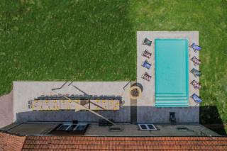 Villa Petit Perrot 03 - Piscine chauffee - Citystade - 2h Lyon - 45p - 1