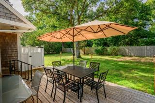 Family Pet-Friendly Cape Escape Near Beach - 9
