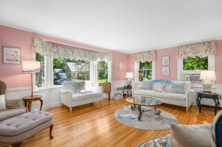 Family Pet-Friendly Cape Escape Near Beach - 7