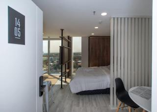 Studio Oasis Pool Gym & Spectacular View - 2