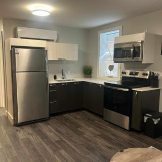 Clifton Hill suite 1102 - 3