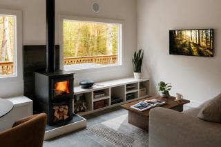Sauna, Hot Tub, Fire Pit & Creekside Deck Niksen - 1