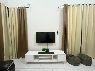 Tun Teja Merlimau Homestay - 2