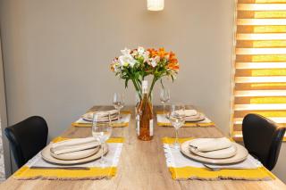 Royal City 1 BR apartment in highest floor - 8