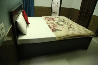 Hotel Holiday Vibe - 3