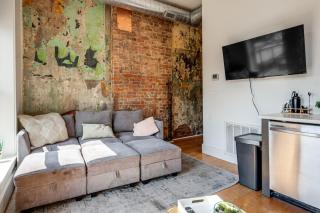 Walk to Findlay Market! Over-the-Rhine Condo - 6