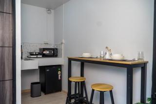 4K Cinema Bungalow Fast WiFi and 5min to Beach - 2