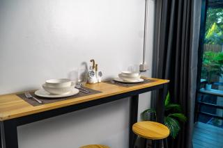 4K Cinema Bungalow Fast WiFi and 5min to Beach - Ko Pha Ngan - 2