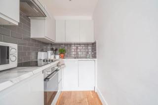 Lovely 1 Bedroom Apartment in Eastleigh Town Centre - 5