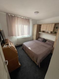 Apartament 2 camere R4 - 1