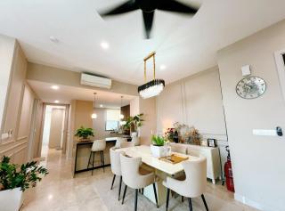 Elegant & Modern Luxe & KLCC Sunset View & Fast Wifi! - 1