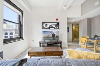 Urban Loft Living in Downtown Detroit City View - 1