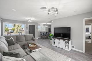 Tucson Oasis by Rather Be Properties - 4