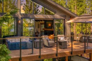 Updated Tahoe Retreat - AC & Hot Tub Lake Views - 6