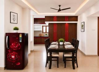 SLS Homestay - Luxury AC Service Apartments 1BHK, 2BHK, 3BHK - Direct Flyover to Alipiri Tirumala Gate - Walk to PS4 Pure Veg Restaurants, Supermarkets - Near to National Highway & Padmavathi Amma Temple - Modular Kitchen, Living room -Free Superfast Wifi - 7