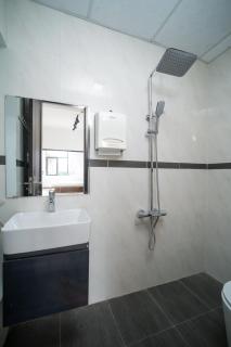 Annest Home - 3