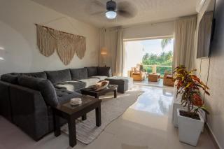 Stunning Large Remodeled Penthouse-Big Canal Views - 5
