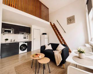 Urban Loft Holešovice - Fully Equipped Apartment - 0