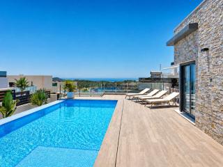 Hillside Luxury Villas by NRAS - 4