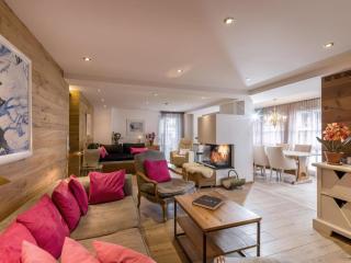 Premium Mountain View Suite - 9