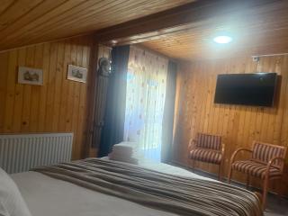 Viscri Trophy Cabin - 7