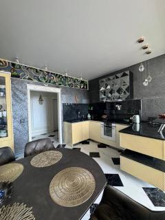 Golfstream Luxury Apartment 120m - 9