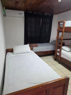 Casa solarte bocas del toro - 4