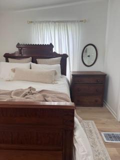 Portage Lakes Getaway Stunning Views & Patio - 1