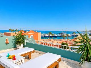 Apartment for Rent in Hurghada Marina Sea View Private Panoramic Rooftop Terrace - 7
