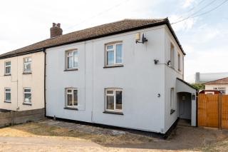 Charming 3-Bedroom Cottage in Peaceful Chalton! - 7