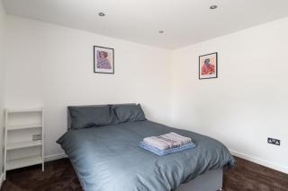 Charming 3-Bedroom Cottage in Peaceful Chalton! - 5