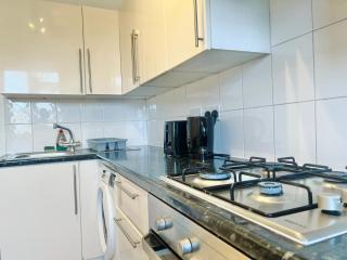 Flat next to Stockwell Station - 5