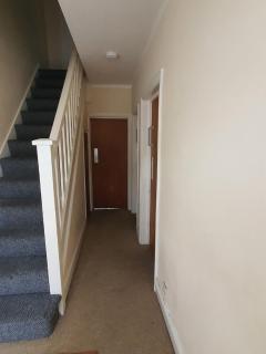 Room available near train station - 3