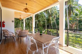 Tropical Oasis 2BR and 5 Min to Zen Beach - 8